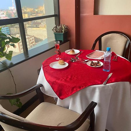 Hemak Suites Nairobi Luaran gambar