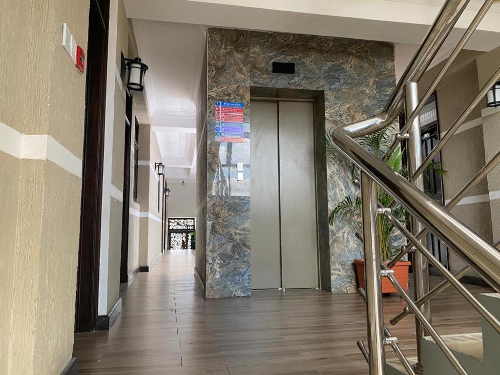 Hemak Suites Nairobi Luaran gambar