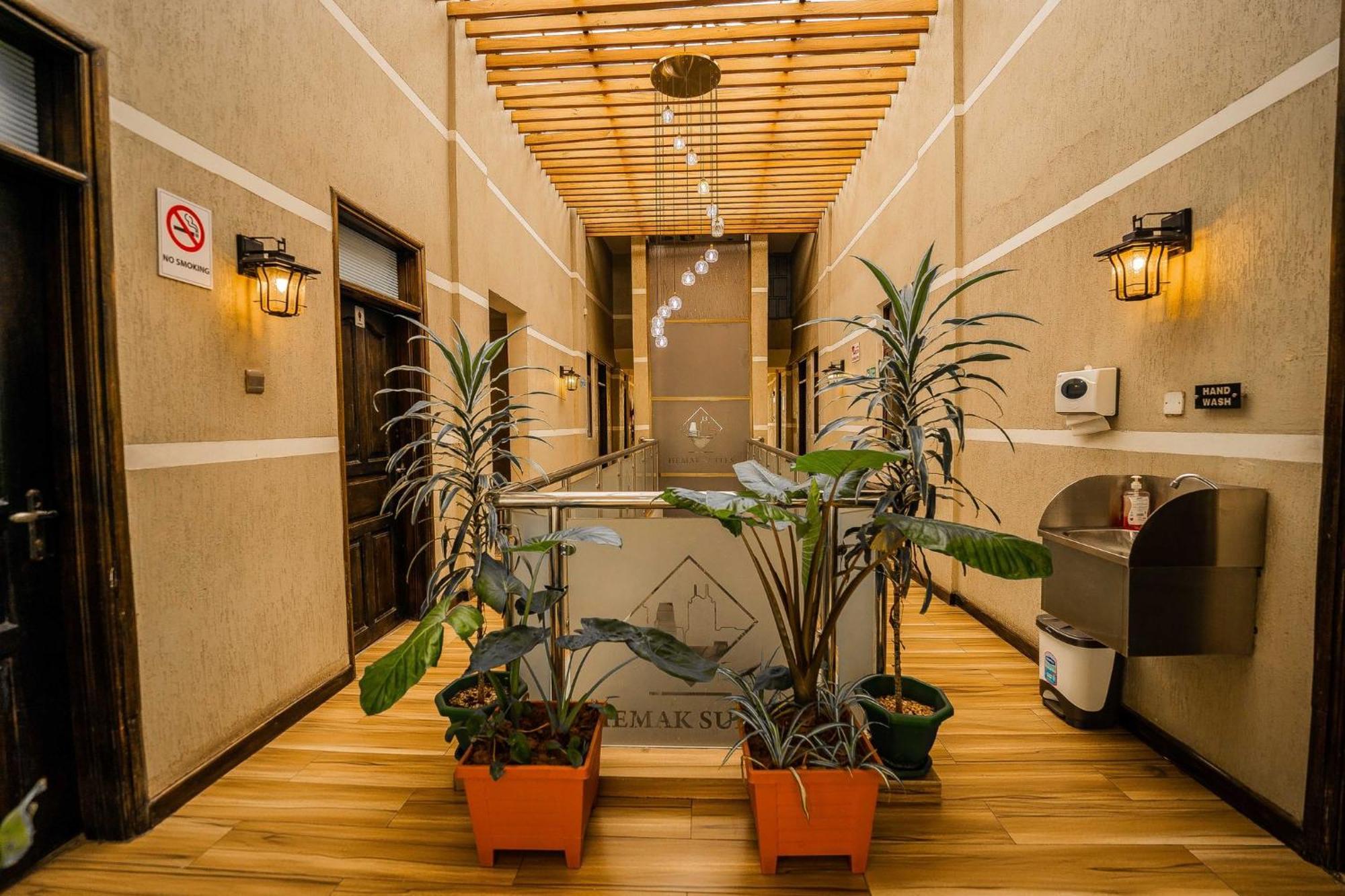 Hemak Suites Nairobi Luaran gambar