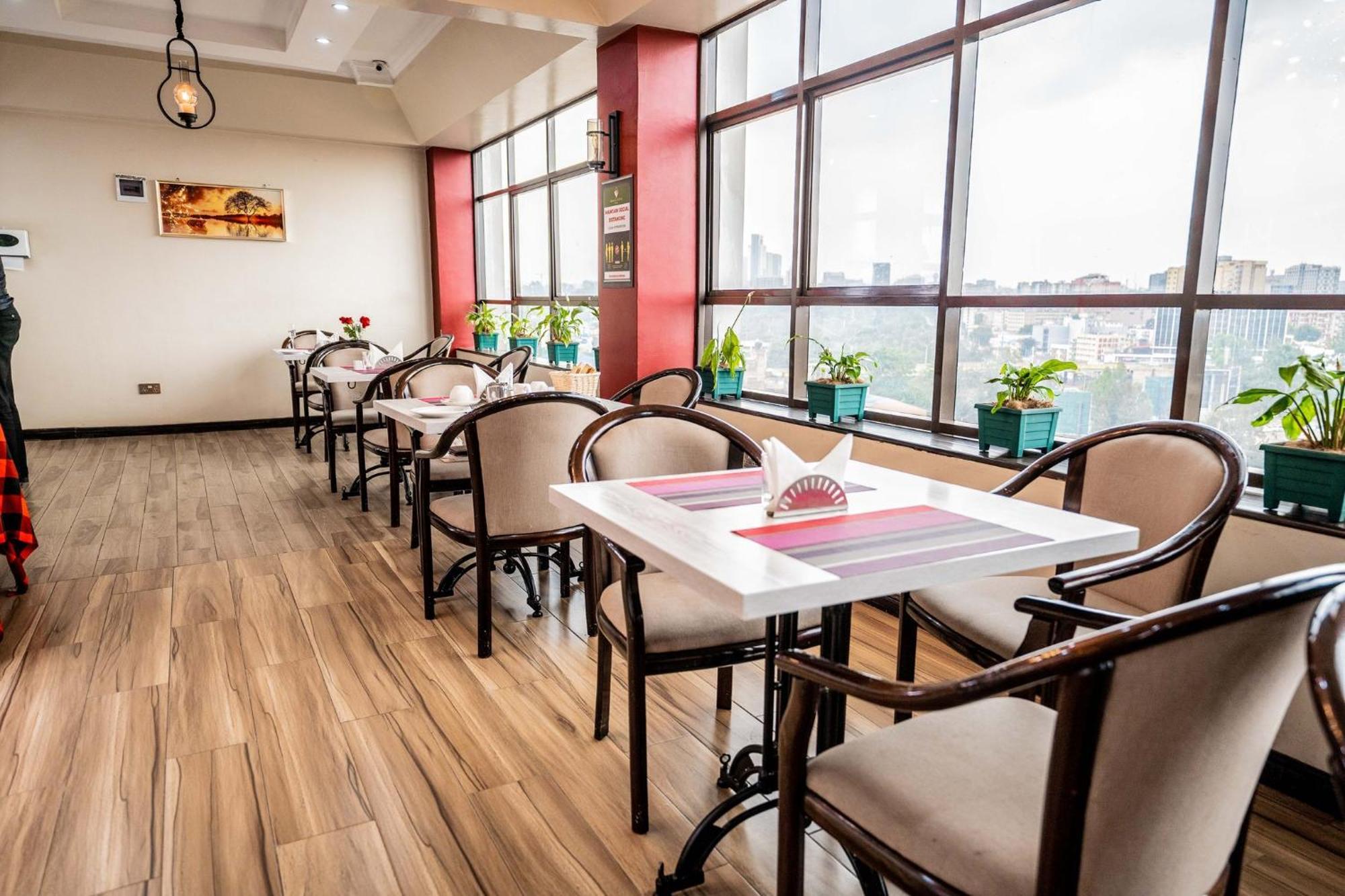 Hemak Suites Nairobi Luaran gambar