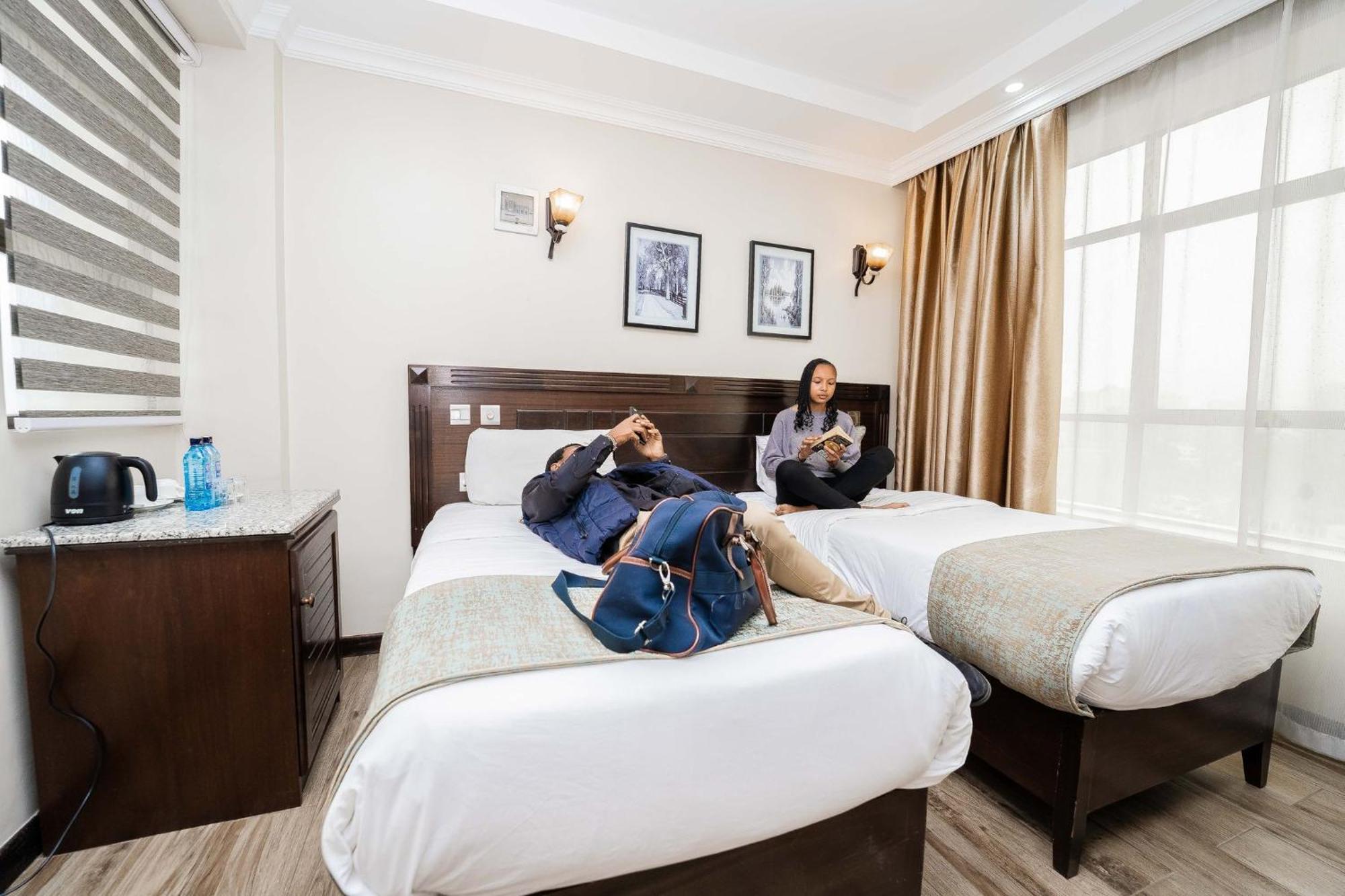 Hemak Suites Nairobi Luaran gambar