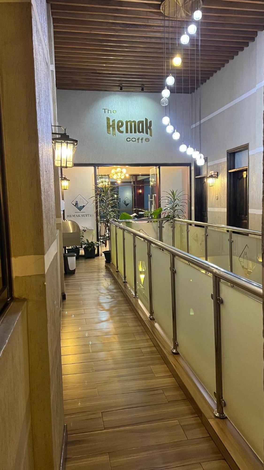 Hemak Suites Nairobi Luaran gambar